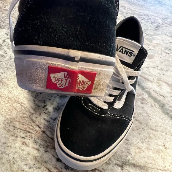 Vans Old Skool Low Top Black Suede Skate Shoe Men\'s 8.5